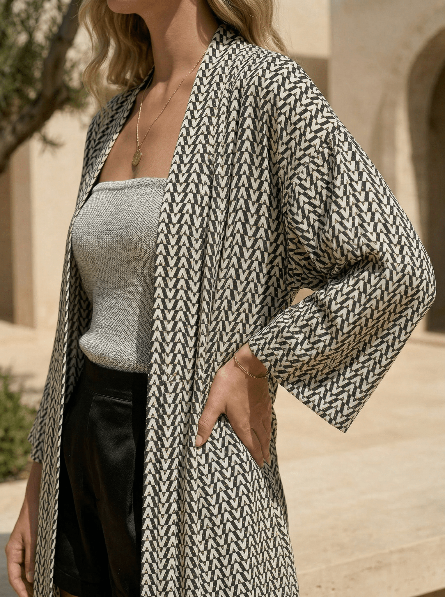Alia Mosaic Black - WORKSHOP
