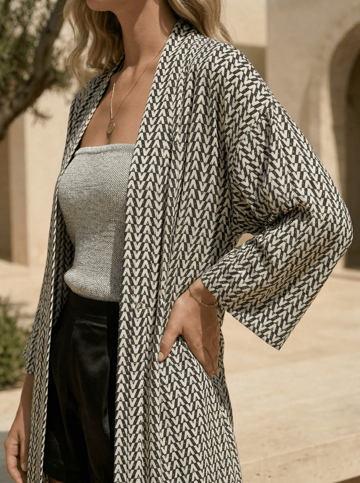 Alia Mosaic Black - WORKSHOP