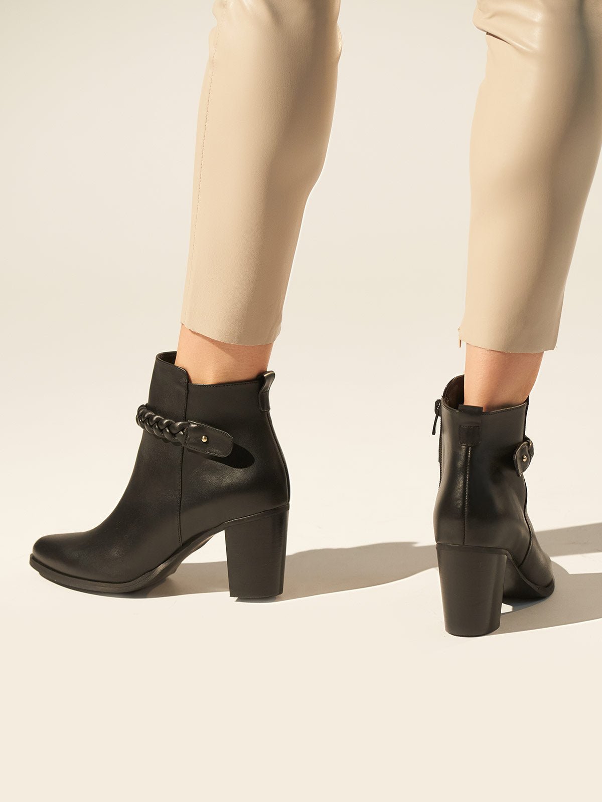 Chunky heel leather ankle boots in black