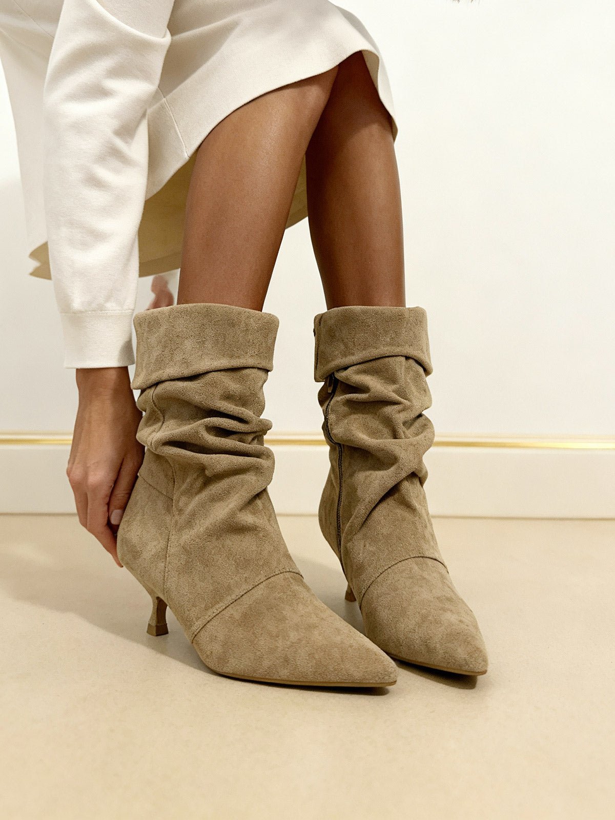 Carrie Beige - WORKSHOP