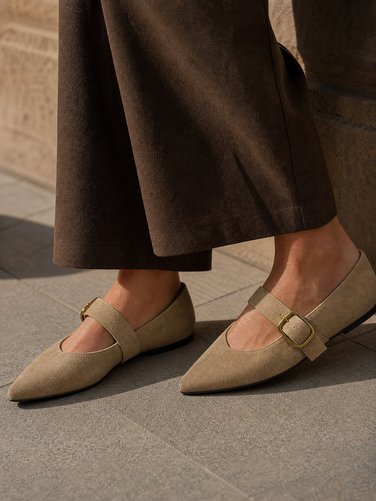 Emelia Beige