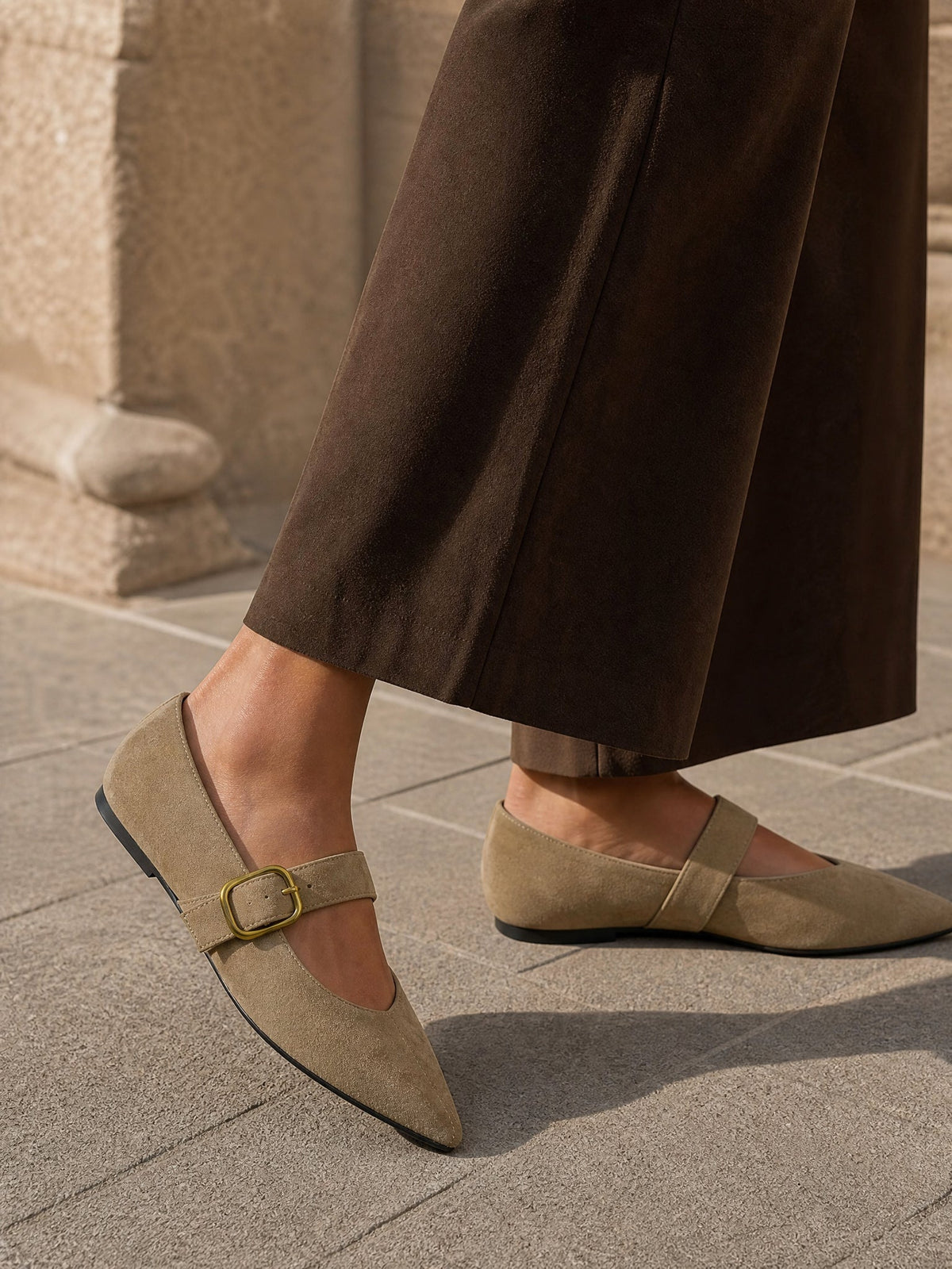 Emelia Beige - WORKSHOP