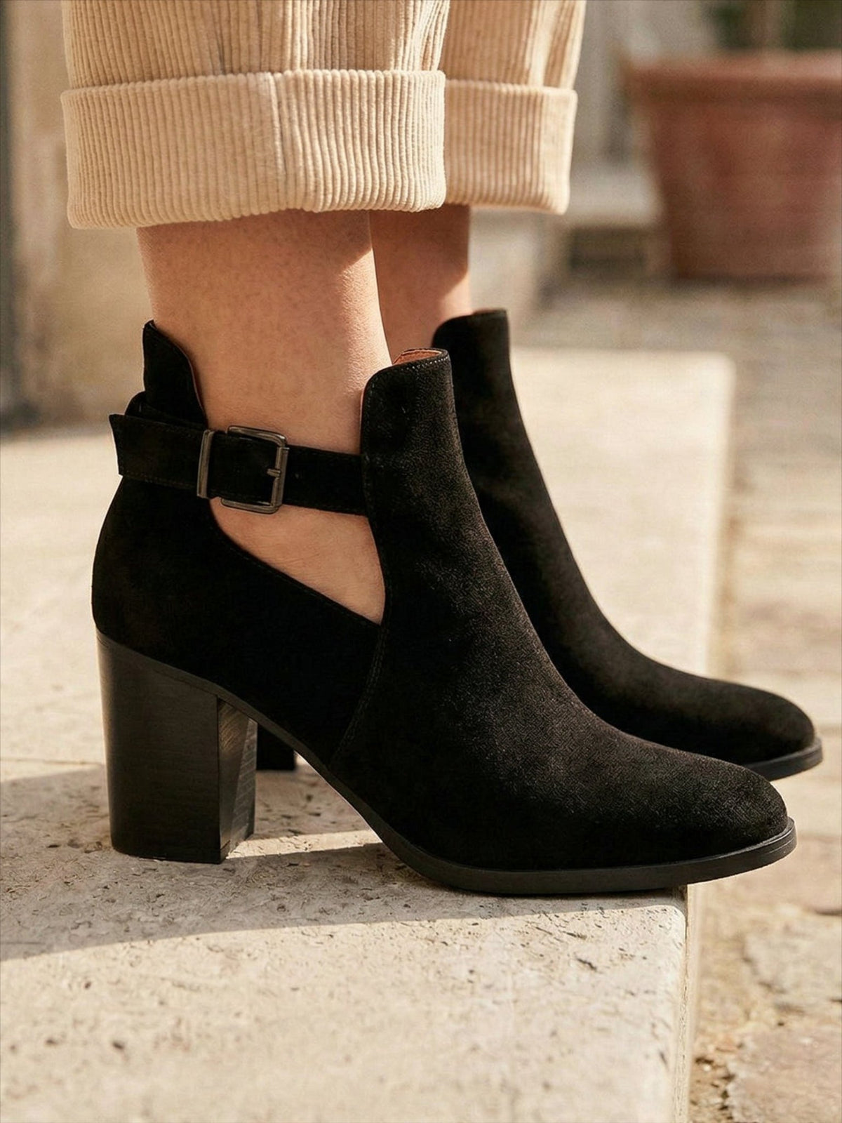 Ginger Black Suede - WORKSHOP