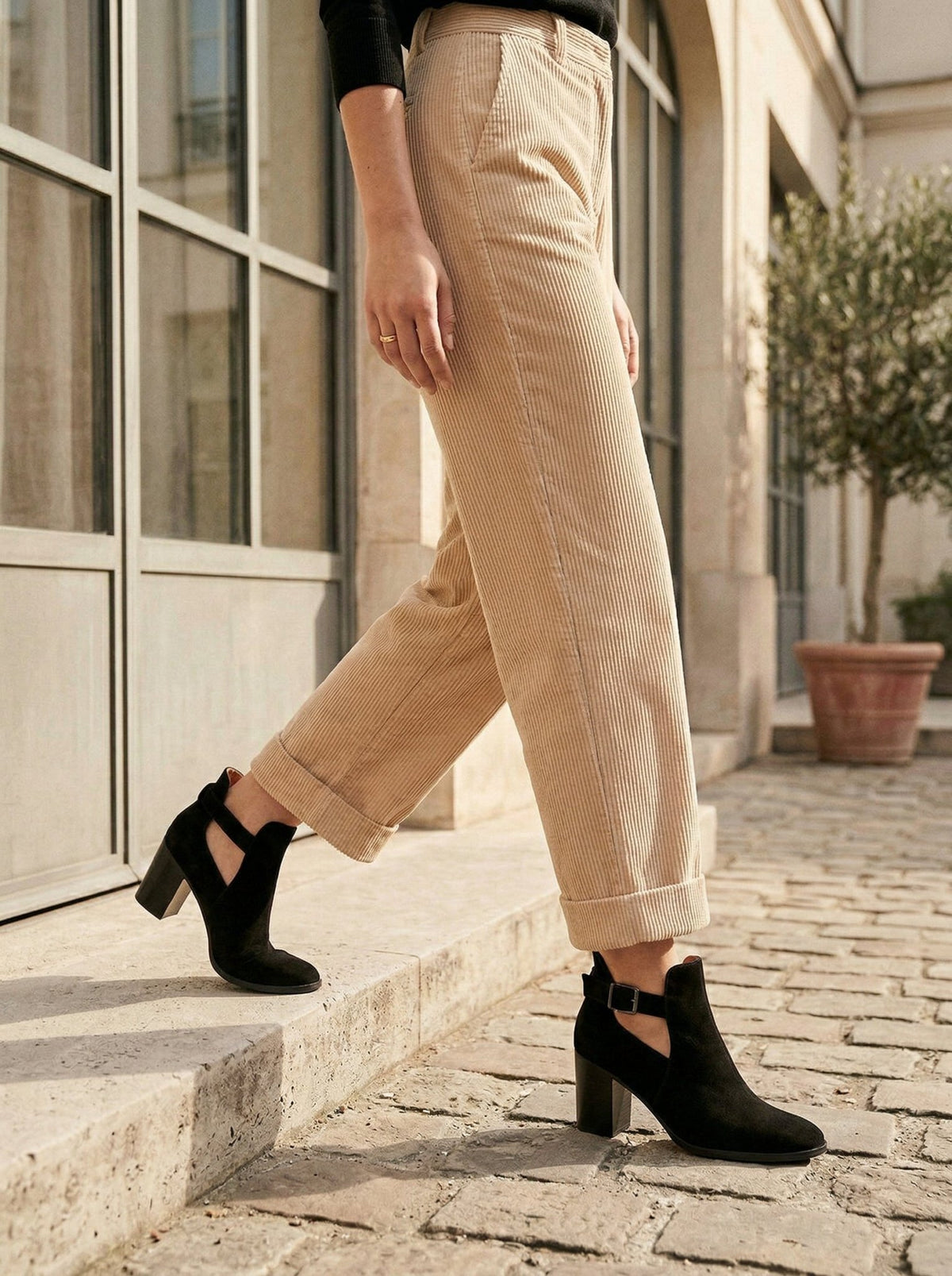 Ginger Black Suede - WORKSHOP