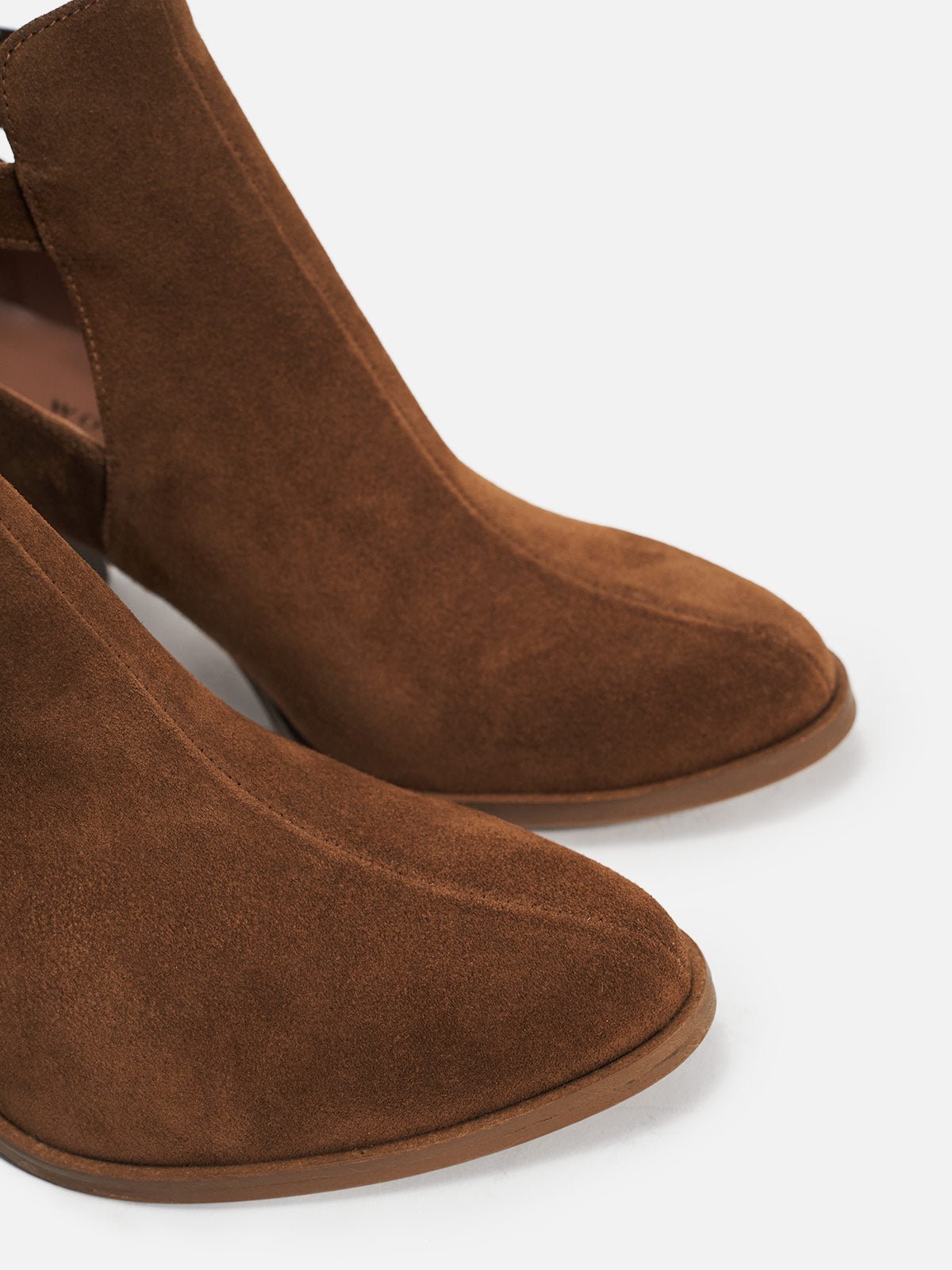Ginger Tan Suede - Workshop