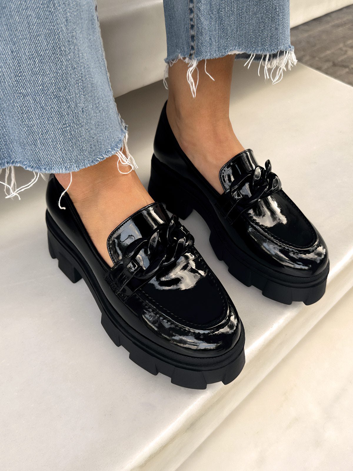 Imogen Black Gloss - Workshop