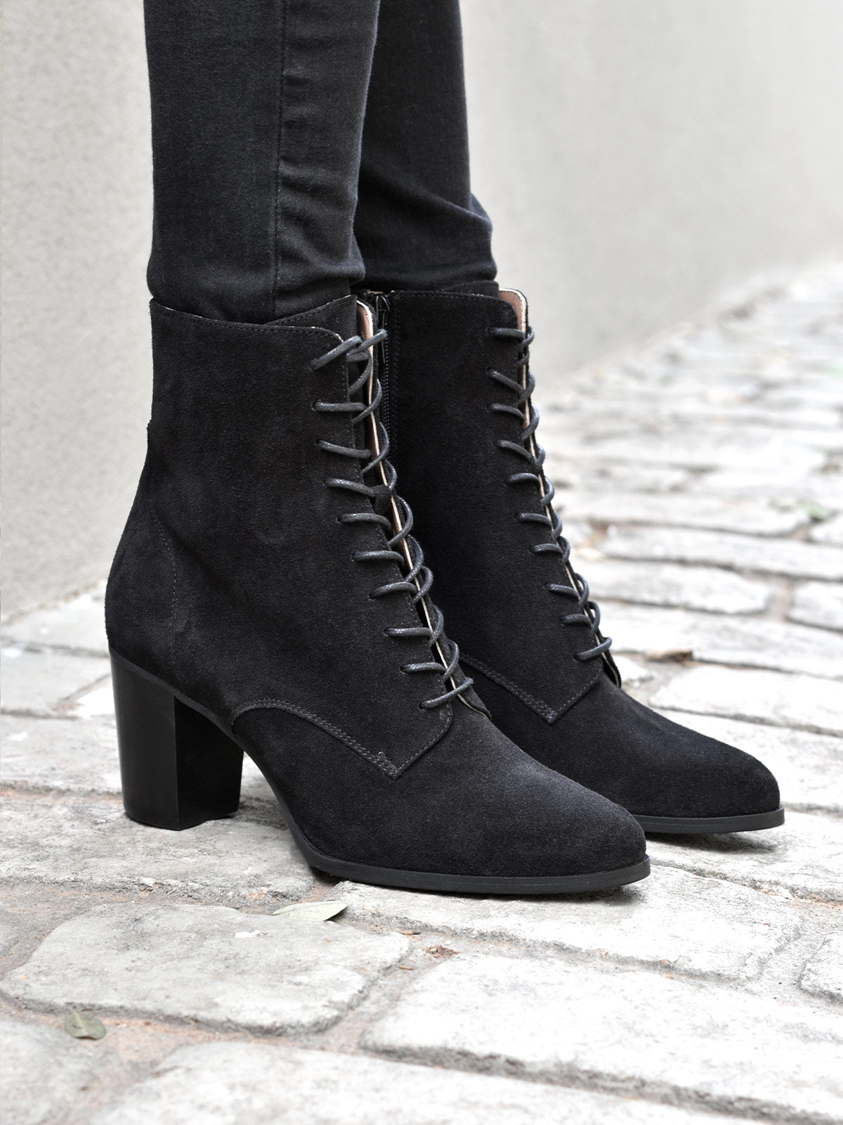 Londyn Black Suede - Workshop