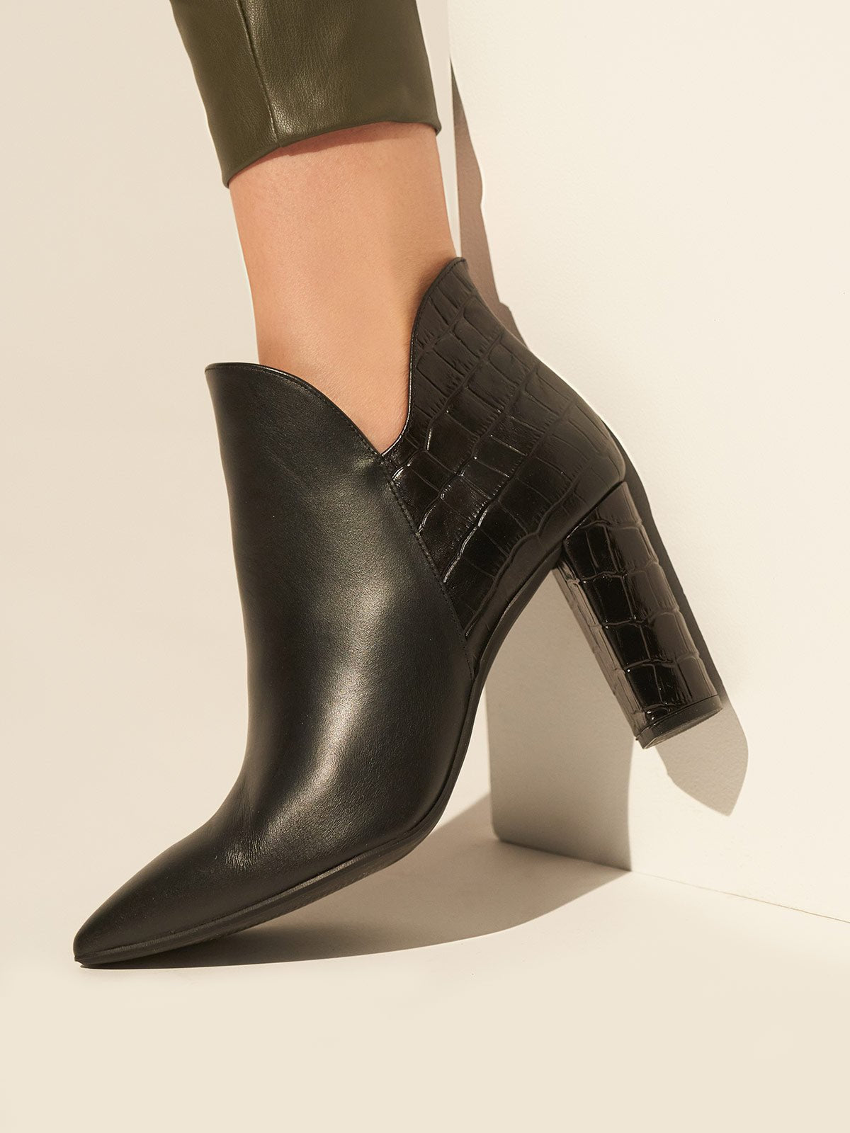 Norah Black Croco - Workshop