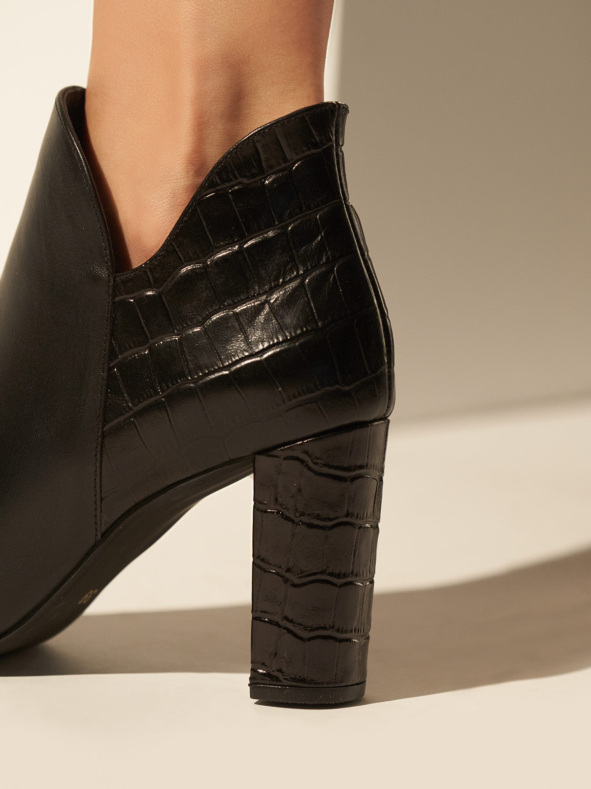Norah Black Croco - Workshop