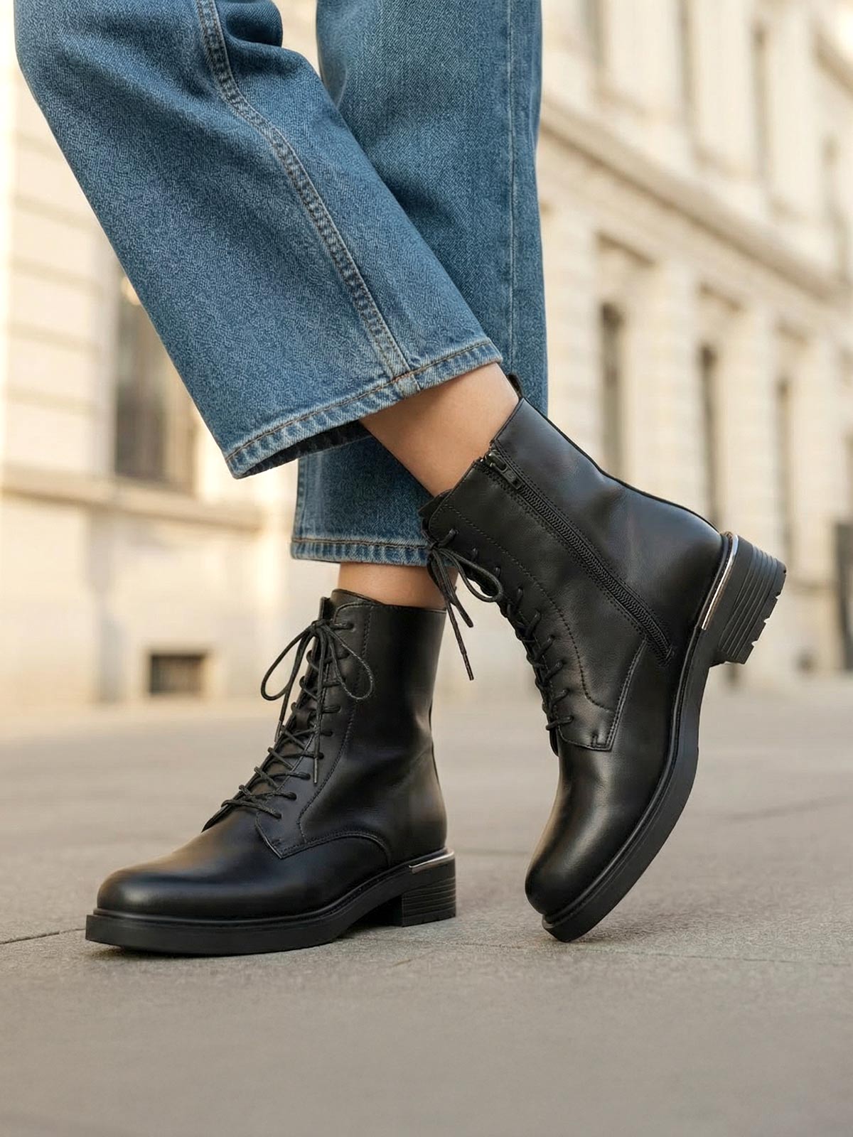 Remi Black - WORKSHOP