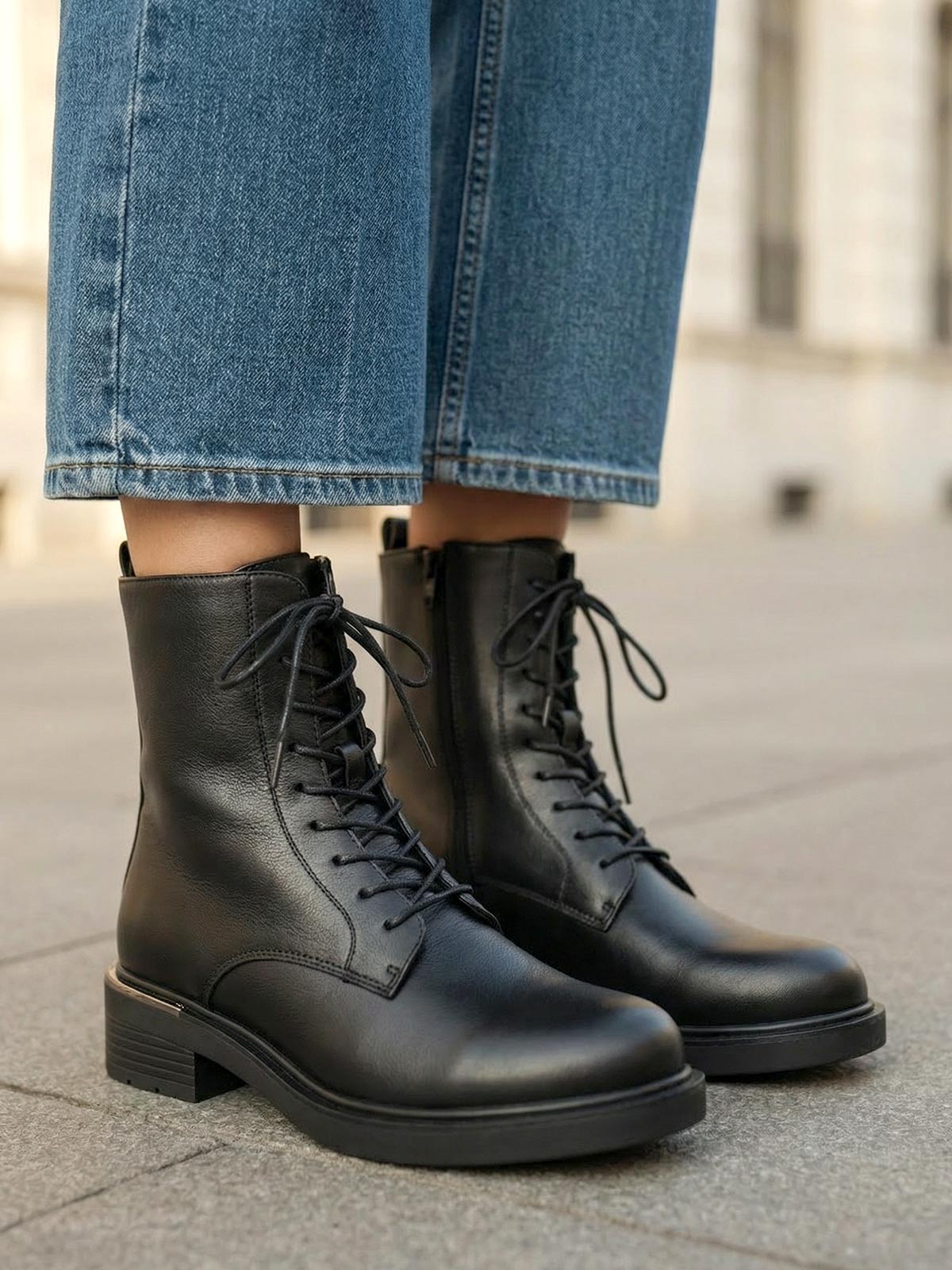 Remi Black - WORKSHOP