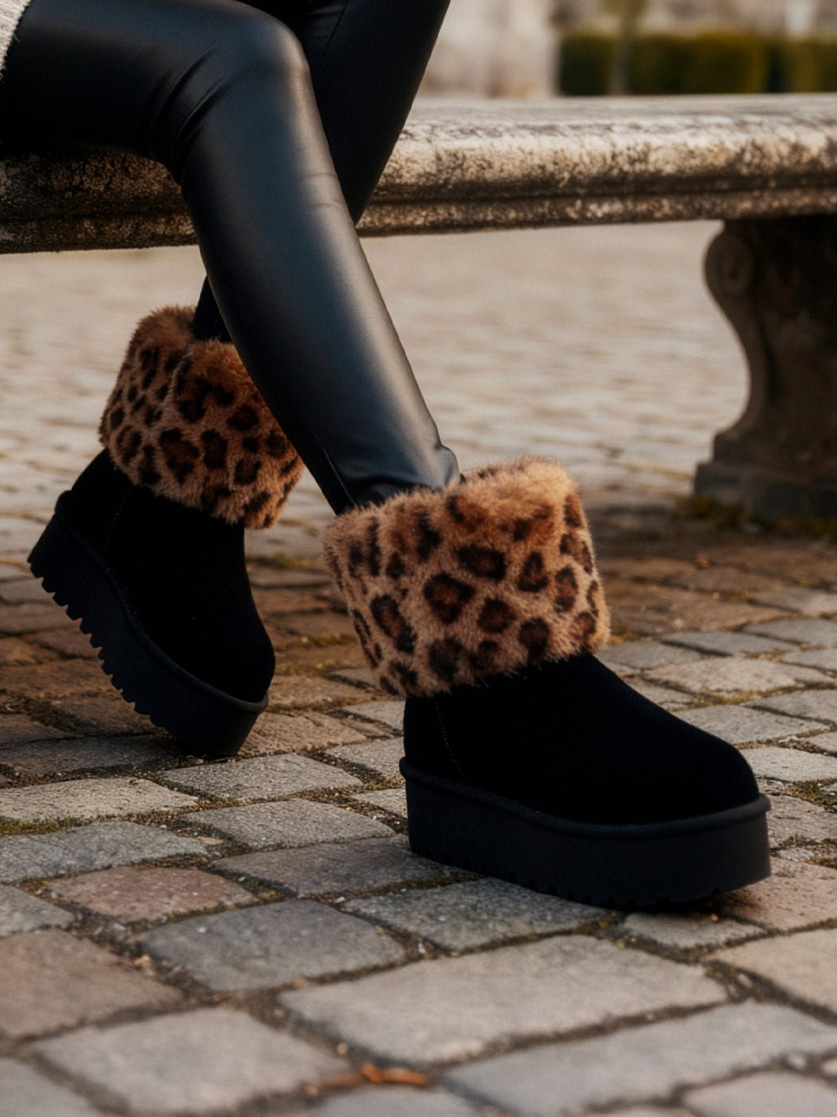 Saraby Black - WORKSHOP