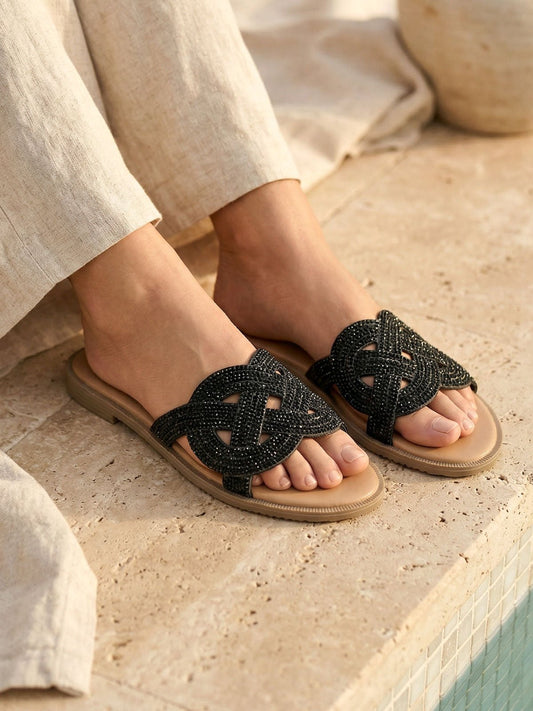 Yasmine Black - WORKSHOP